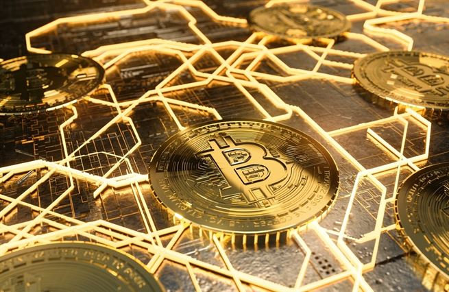 Bitcoin je v pubertě a BMW si hraje s blockchainem. Týden v kryptu #13
