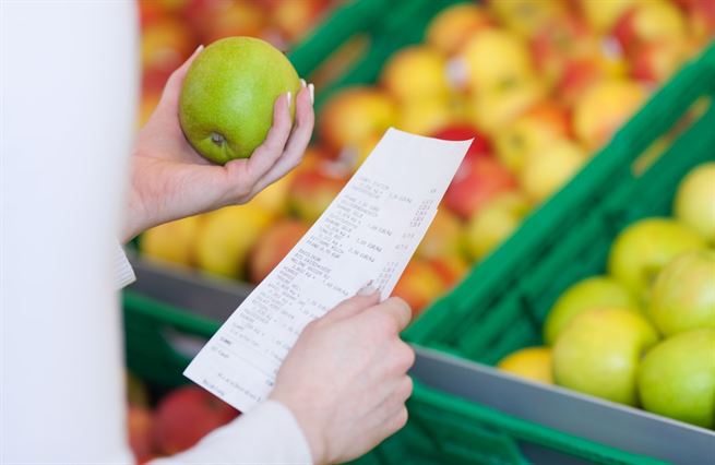 Drahé potraviny očima expertů. Měla by vláda sáhnout k zastropování cen?