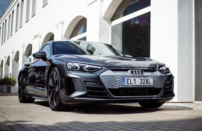 Audi e-tron GT