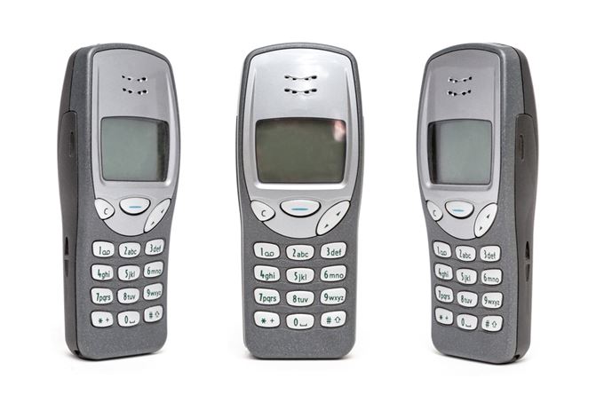 Nokia 3210. Nejprodávanější mobil roku 1999