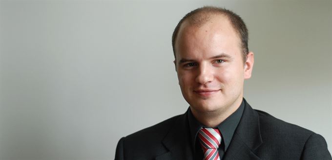 Cyrrus otevírá dveře do Varšavy