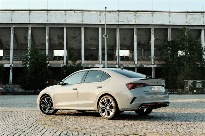 Testovaná Octavia RS