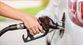 Kovanda: Litr benzinu může zdražit i na 50 korun